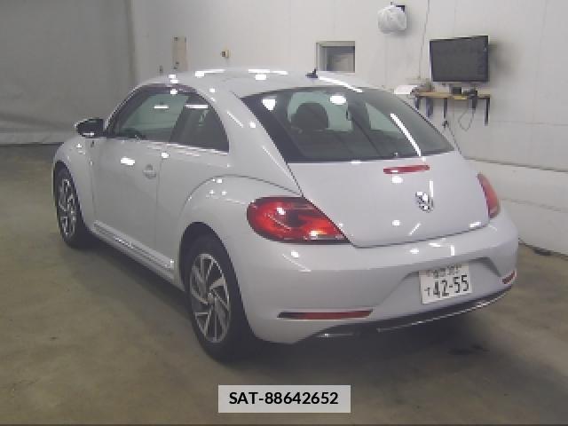 VolksWagen THE BEETLE 2018-02 7815009-5