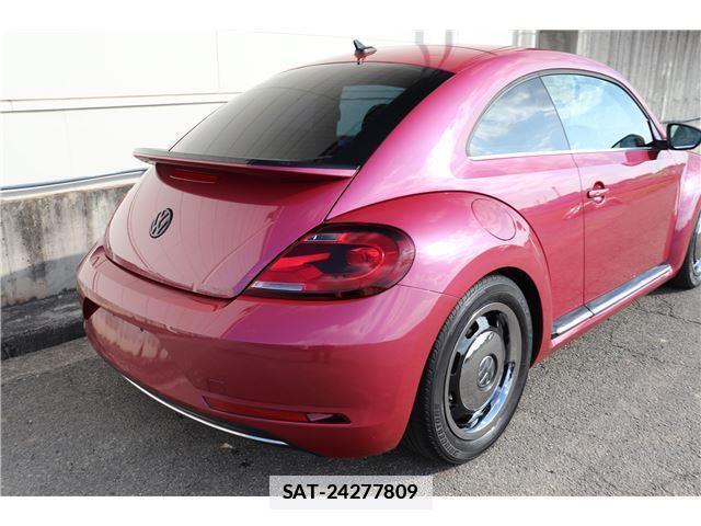 VolksWagen THE BEETLE 2016-04 7817158-1