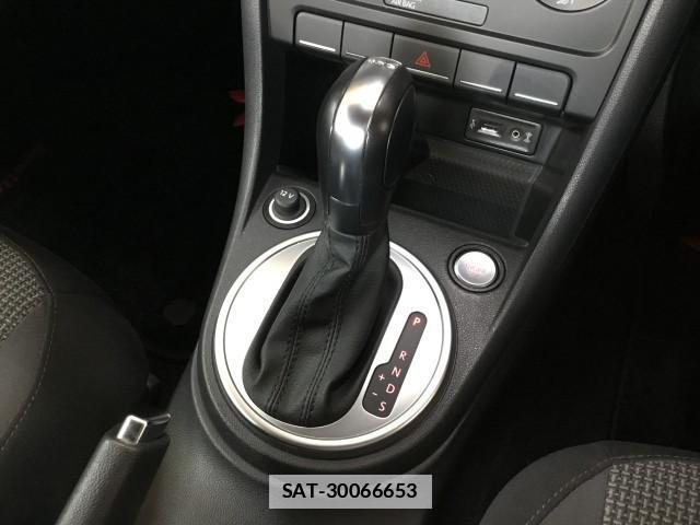 VolksWagen THE BEETLE 2017-01 7817827-14