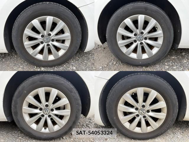VolksWagen THE BEETLE 2013-02 7818786-8
