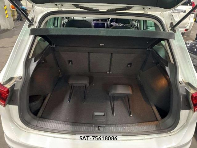 VolksWagen TIGUAN 2018-02 7811292-7