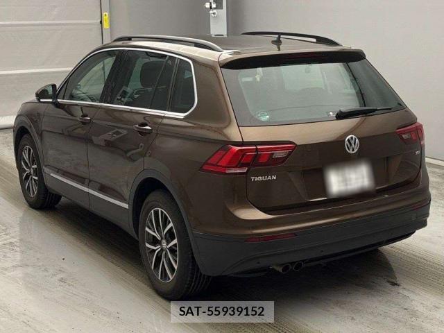 VolksWagen TIGUAN 2017-12 7811464-1