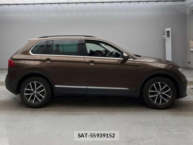 VolksWagen TIGUAN 2017-12 7811464-11