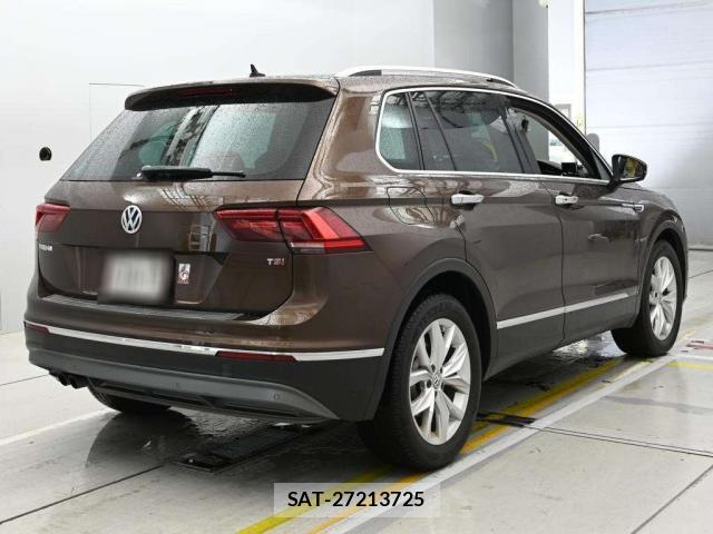 VolksWagen TIGUAN 2017-11 7811713-9
