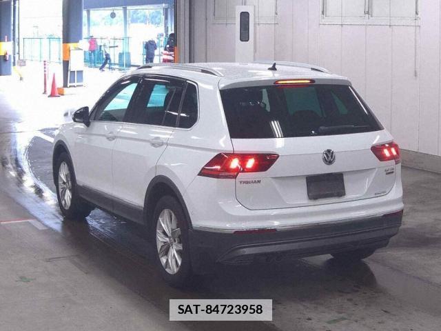 VolksWagen TIGUAN 2019-09 7811774-1