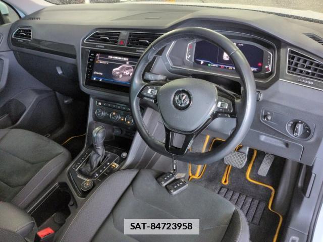 VolksWagen TIGUAN 2019-09 7811774-2