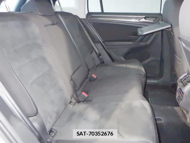 VolksWagen TIGUAN 2019-09 7816634-3