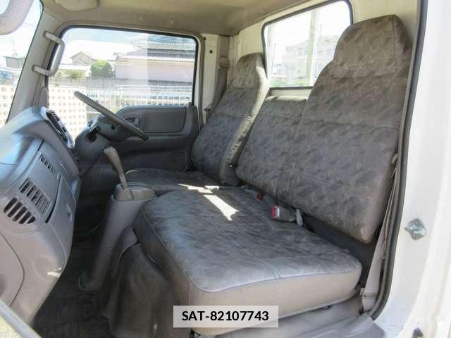 Mazda TITAN DASH 2004-12 7813549-1