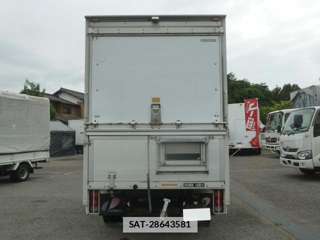 Mazda TITAN DASH 2002-03 7817568-1