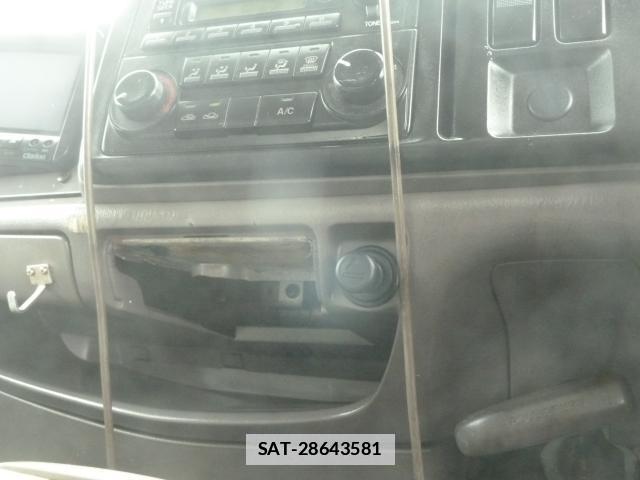 Mazda TITAN DASH 2002-03 7817568-17