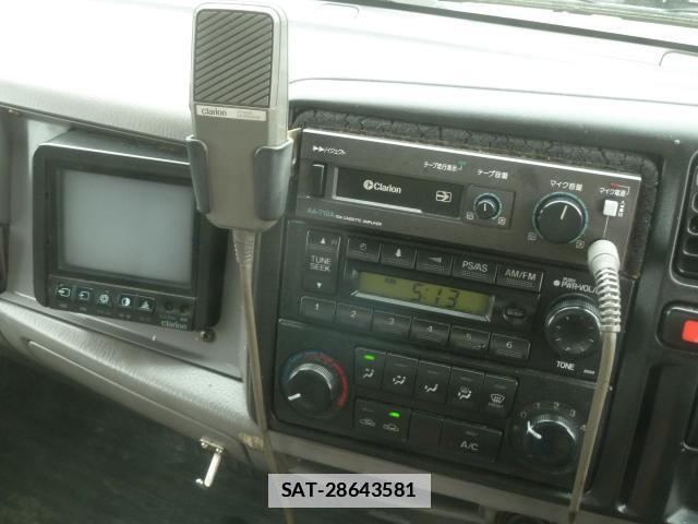 Mazda TITAN DASH 2002-03 7817568-4