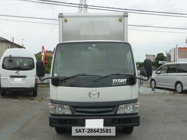 Mazda TITAN DASH 2002-03 7817568-9