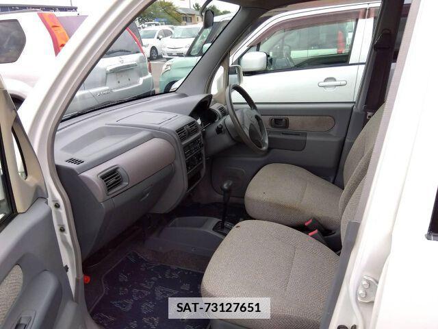 Mitsubishi TOPPO BJ 2000 7813983-5