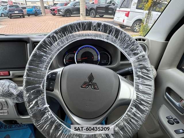 Mitsubishi TOWN BOX 2025-03 7816009-18