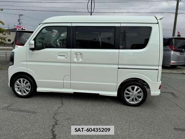 Mitsubishi TOWN BOX 2025-03 7816009-6