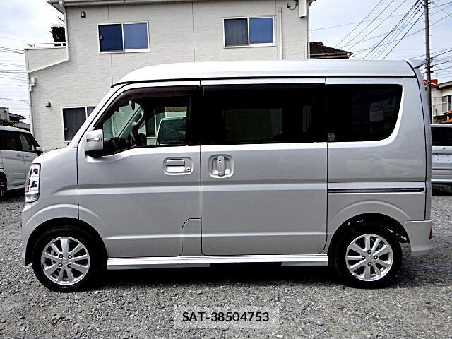 Mitsubishi TOWN BOX 2019-01 7820778-11