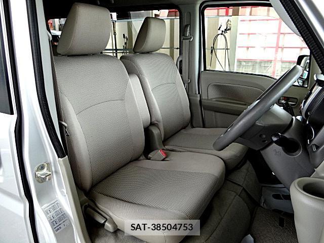 Mitsubishi TOWN BOX 2019-01 7820778-4
