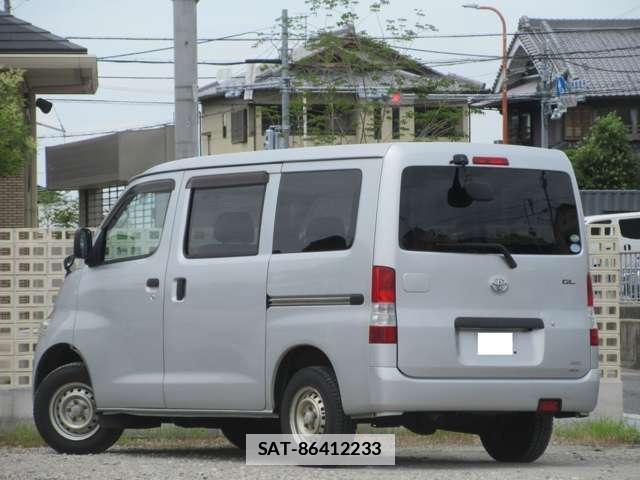 Toyota TOWNACE VAN 2015-04 7813547-10