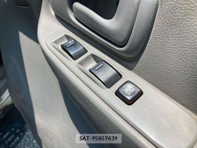 Toyota TOYOACE 2013-11 7816759-11