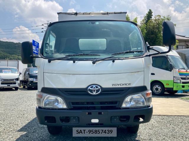 Toyota TOYOACE 2013-11 7816759-2