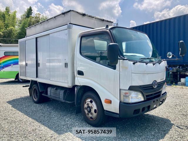 Toyota TOYOACE 2013-11 7816759-4