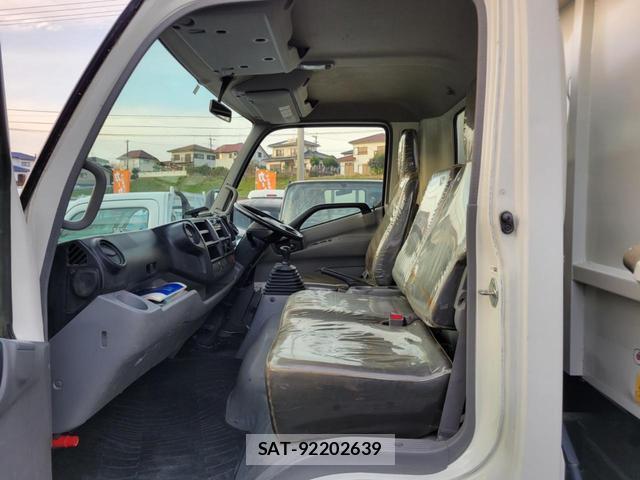 Toyota TOYOACE 2014-03 7816762-13