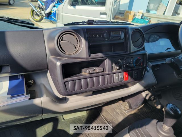 Toyota TOYOACE 2017-12 7816763-10