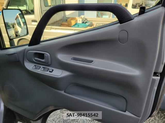Toyota TOYOACE 2017-12 7816763-13