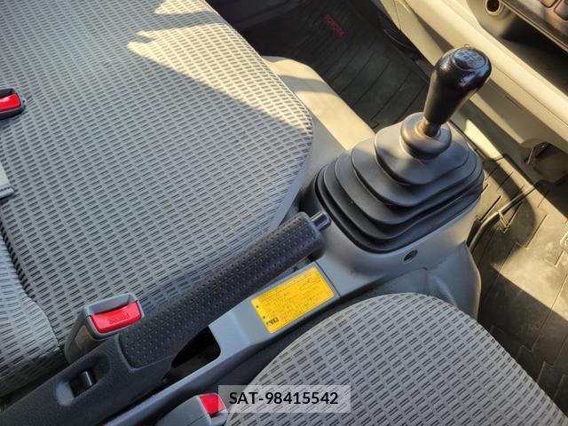 Toyota TOYOACE 2017-12 7816763-15