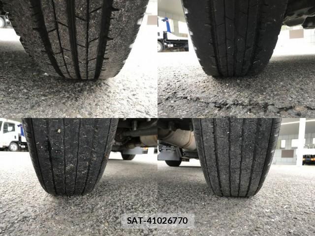 Toyota TOYOACE 2017-01 7817401-15