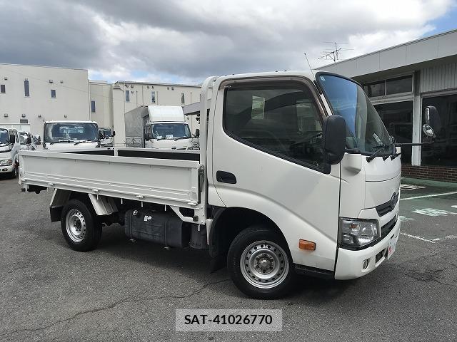Toyota TOYOACE 2017-01 7817401-2