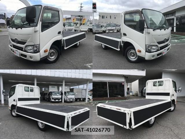 Toyota TOYOACE 2017-01 7817401-4