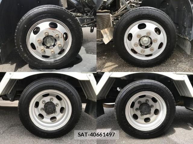 Toyota TOYOACE 2018-04 7817420-16