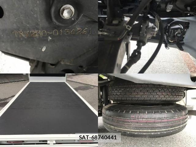 Toyota TOYOACE 2019-12 7817431-16