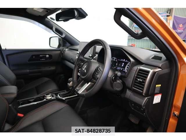 Mitsubishi TRITON 2024-09 7817006-2