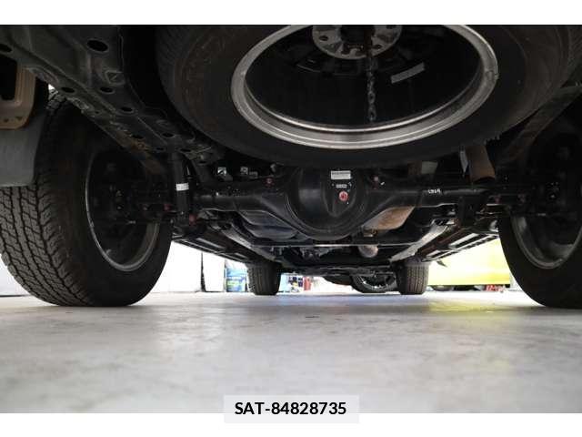 Mitsubishi TRITON 2024-09 7817006-7