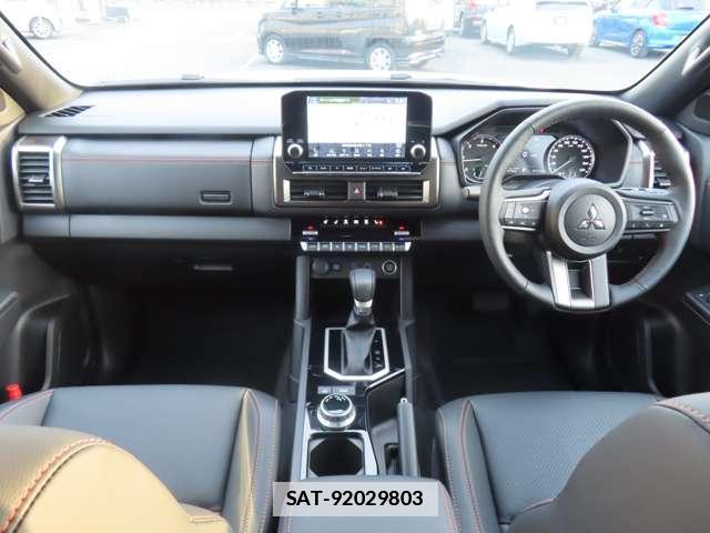 Mitsubishi TRITON 2025-05 7820793-2