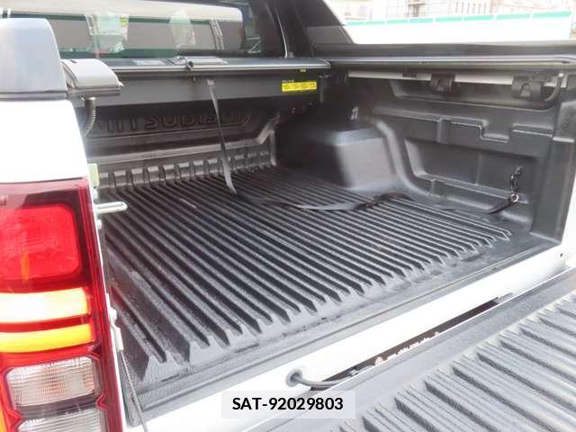 Mitsubishi TRITON 2025-05 7820793-3
