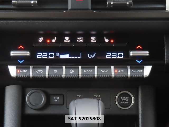 Mitsubishi TRITON 2025-05 7820793-4