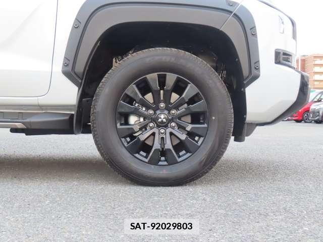 Mitsubishi TRITON 2025-05 7820793-8