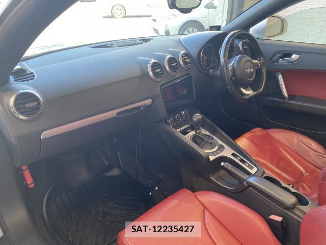 Audi TT ROADSTER 2007-08 7814631-17