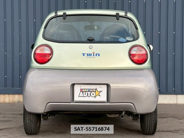 Suzuki TWIN 2004 7820878-8