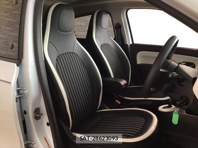 Renault TWINGO 2021-08 7817860-9