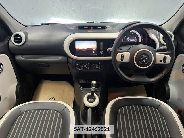 Renault TWINGO 2022-06 7817890-7
