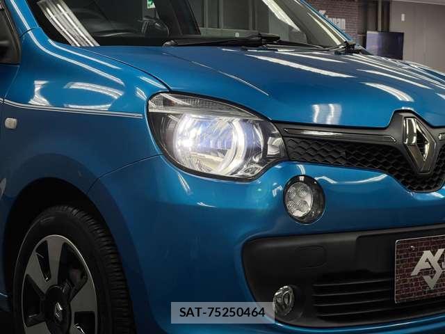 Renault TWINGO 2017-07 7823275-13
