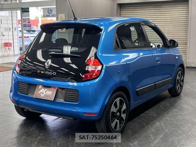 Renault TWINGO 2017-07 7823275-18