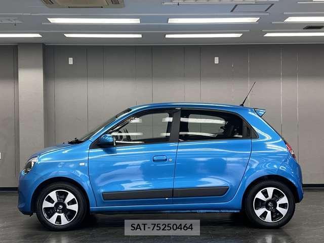 Renault TWINGO 2017-07 7823275-9