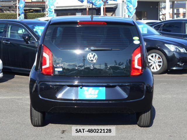 VolksWagen UP! 2014-02 7812040-1