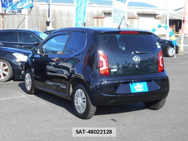 VolksWagen UP! 2014-02 7812040-14