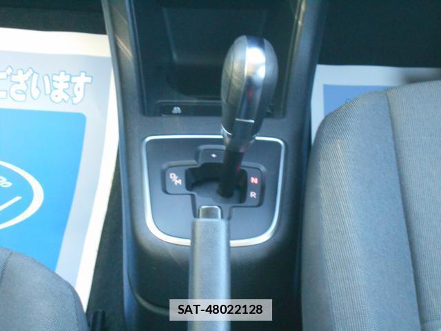 VolksWagen UP! 2014-02 7812040-15